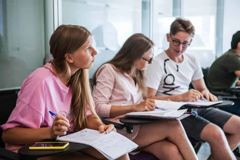 ace english malta clase